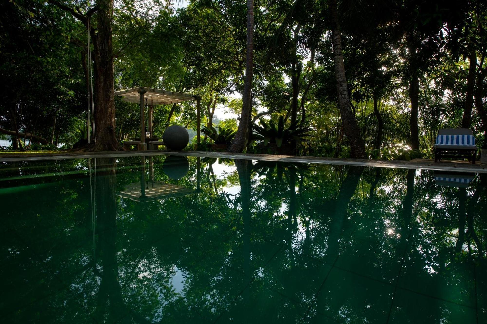 Mo River House Luxury Villa Хиккадува Экстерьер фото
